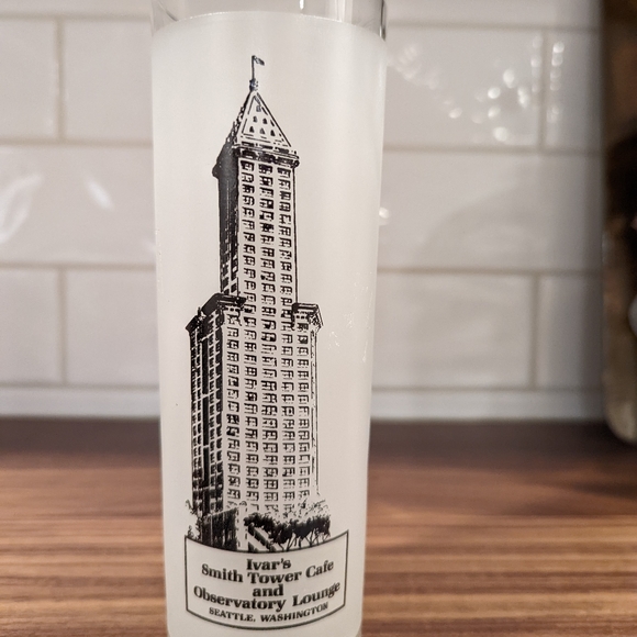 Set  of 6 vintage frosted Ivar's Seattle, Washington glasses - Picture 2 of 11